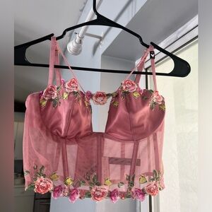 Victoria’s secret lace top